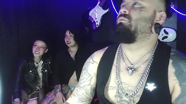 darkclothes online show from 29, 10, 2025