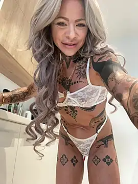 Divina X  online show from 3, 7, 2026