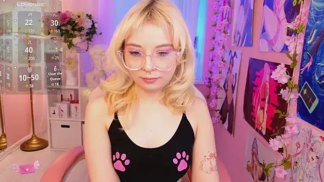 Coconut Mia online show from 8, 3, 2025