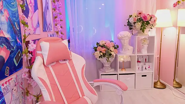 Coconut Mia online show from 22, 3, 2025