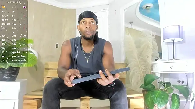 Snapshot of RicoBrown777_ chatting on 2, 7, 2026 RicoBrown777 online show from 2, 7, 2026