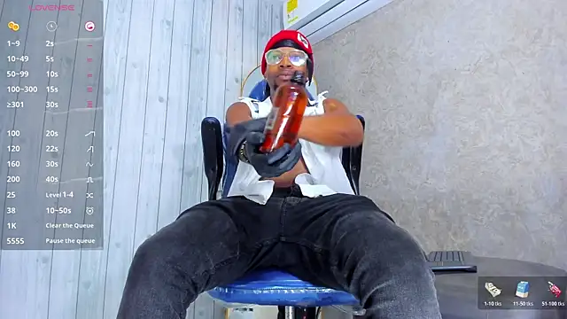 Snapshot of RicoBrown777_ chatting on 17, 7, 2026 RicoBrown777 online show from 17, 7, 2026