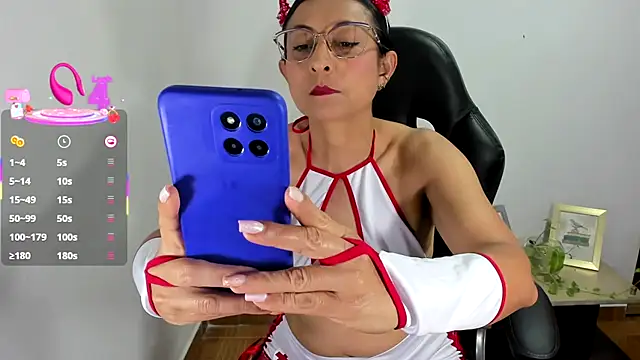 Snapshot of donna_cherry chatting on 18, 3, 2025 donna cherry online show from 18, 3, 2025