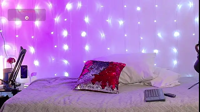 Snapshot of aryalovejoy chatting on 2, 2, 2025 aryalovejoy online show from 2, 2, 2025