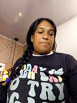 Snapshot of Michelle_Brito1 chatting on 16, 11, 2025 Michelle Brito1 online show from 16, 11, 2025