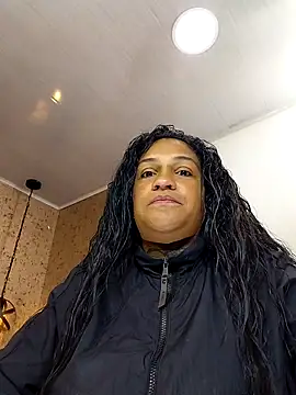 Snapshot of Michelle_Brito1 chatting on 18, 11, 2025 Michelle Brito1 online show from 18, 11, 2025