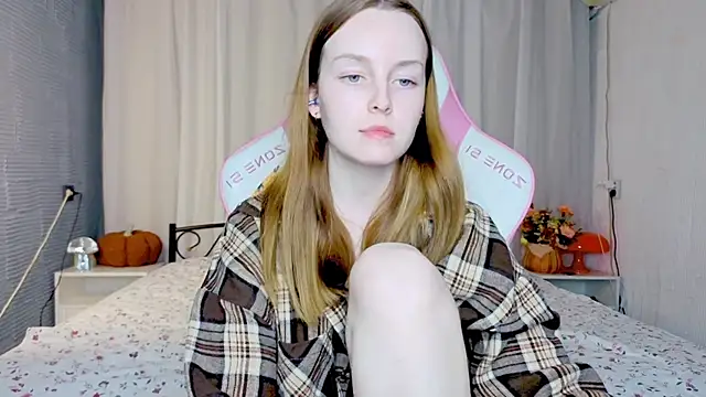 Snapshot of Wild__flowers chatting on 29, 10, 2025 Wild flowers online show from 29, 10, 2025