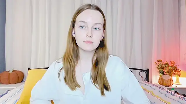 Snapshot of Wild__flowers chatting on 2, 11, 2025 Wild flowers online show from 2, 11, 2025