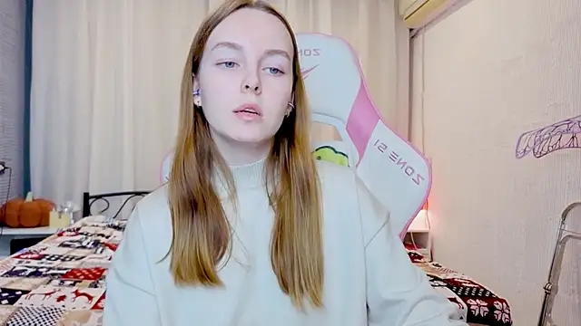 Snapshot of Wild__flowers chatting on 28, 11, 2025 Wild flowers online show from 28, 11, 2025