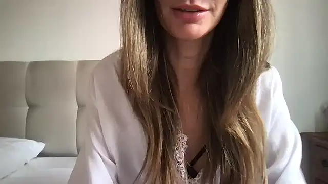 paolajonez online show from 4, 12, 2024