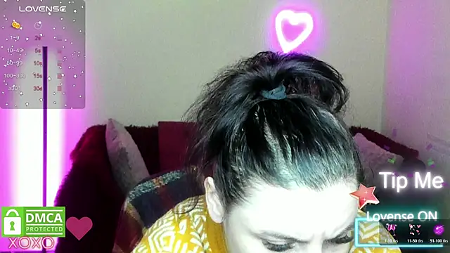 Muse kitty jenia online show from 14, 11, 2025