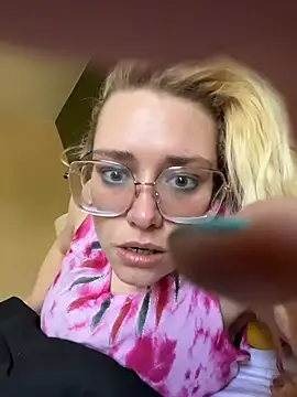 Lalalynn online show from 9, 4, 2026