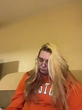 Lalalynn online show from 16, 4, 2026