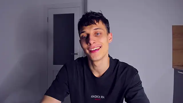 Snapshot of Kent_Ross chatting on 25, 11, 2025 Kent Ross online show from 25, 11, 2025