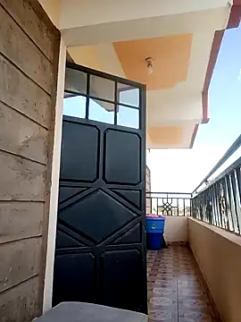 Queenshaz01 online show from 9, 1, 2025