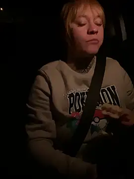 poussichienne online show from 18, 4, 2026