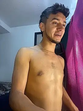 Snapshot of Kevin_Torres chatting on 6, 12, 2024 Kevin Torres online show from 6, 12, 2024