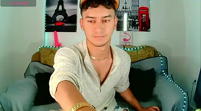 Snapshot of Kevin_Torres chatting on 16, 1, 2025 Kevin Torres online show from 16, 1, 2025