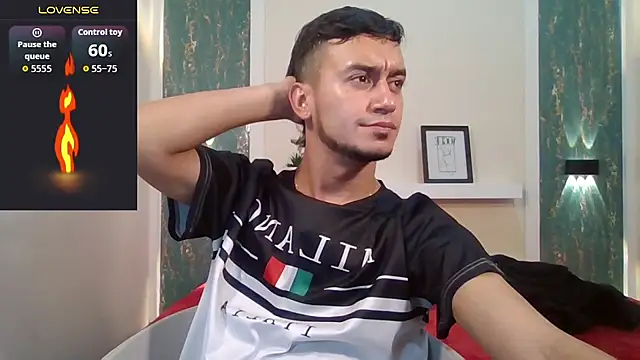 Snapshot of Kevin_Torres chatting on 17, 9, 2025 Kevin Torres online show from 17, 9, 2025