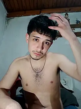 Snapshot of Elvergonn2105 chatting on 6, 11, 2025 Elvergonn2105 online show from 6, 11, 2025