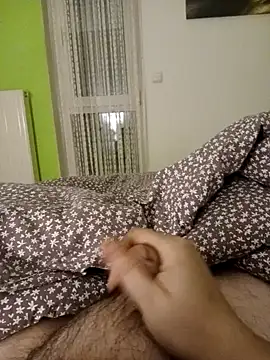 Snapshot of BennoSingle chatting on 10, 2, 2025 BennoSingle online show from 10, 2, 2025