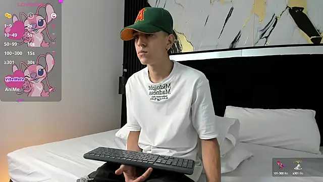 Snapshot of Dei_v_48 chatting on 21, 1, 2025 Dei v 48 online show from 21, 1, 2025