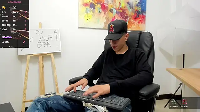 Snapshot of Dei_v_48 chatting on 18, 2, 2025 Dei v 48 online show from 18, 2, 2025