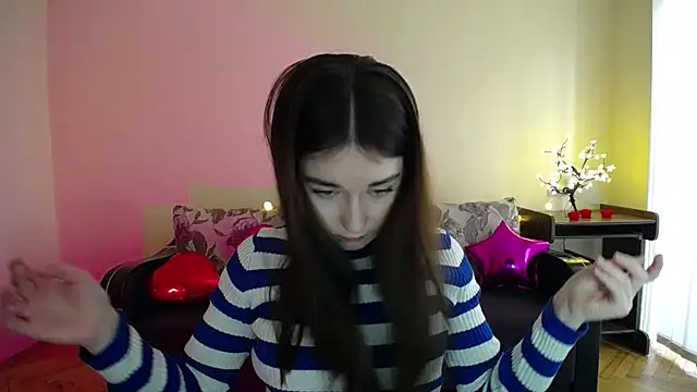 Pretty shy online show from 22, 3, 2025