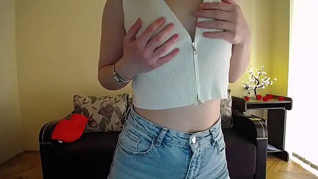 Snapshot of Pretty_shy chatting on 23, 5, 2026 Pretty shy online show from 23, 5, 2026
