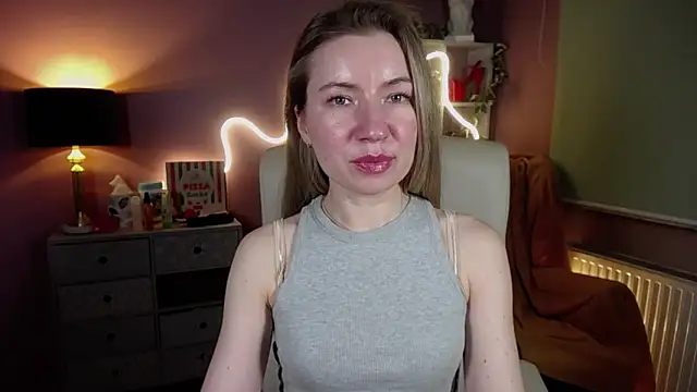 Mia Tasty online show from 9, 3, 2025