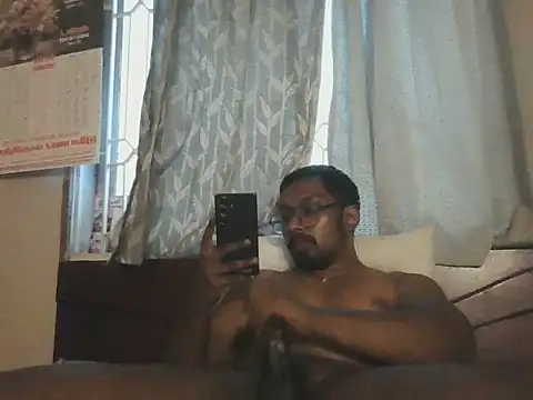 Snapshot of chennaibull101 chatting on 13, 6, 2026 chennaibull101 online show from 13, 6, 2026
