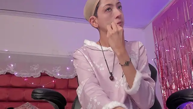 BonnieCute  online show from 15, 3, 2025