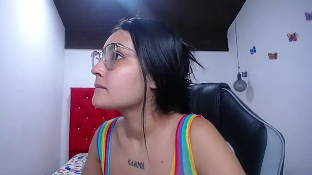 Snapshot of antonella_sweetlittle chatting on 1, 2, 2026 antonella sweetlittle online show from 1, 2, 2026