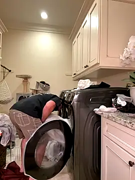 sluttydylan online show from 3, 12, 2025