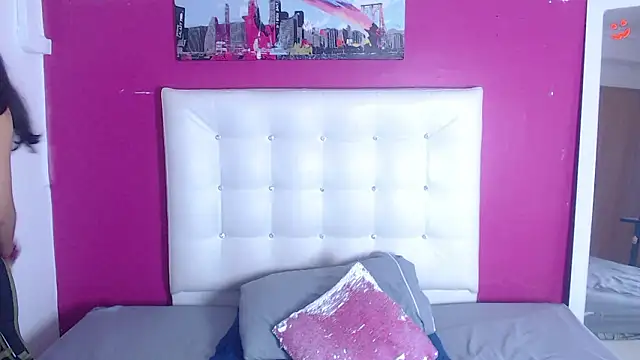 nextdoor fantasy1 online show from 4, 3, 2026