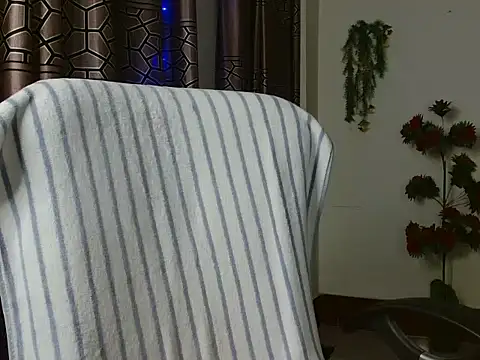 Unlucky-flowers online show from 4, 1, 2025