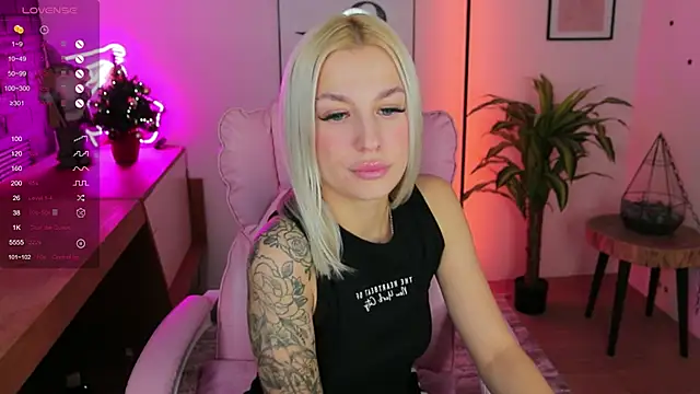 Crystal Barbie online show from 3, 12, 2024