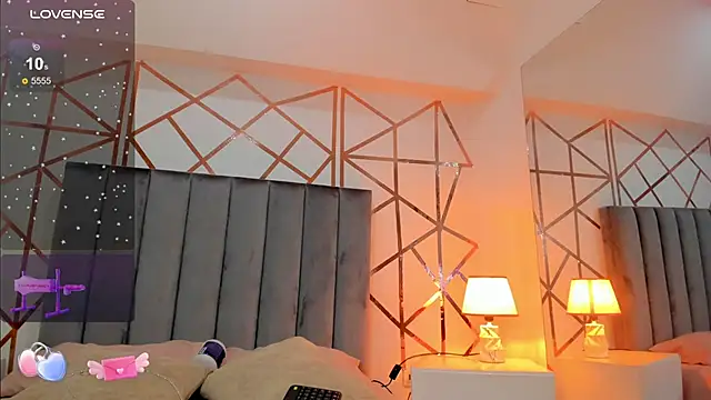 Megan Thompsonn online show from 13, 3, 2025