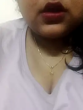 smile pretty online show from 15, 1, 2025