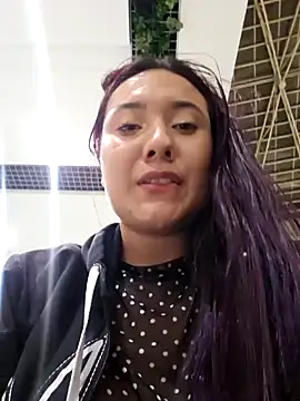 Blushing Katy online show from 1, 2, 2025