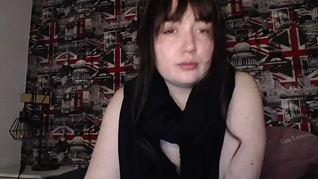 Lynylou online show from 11, 4, 2026