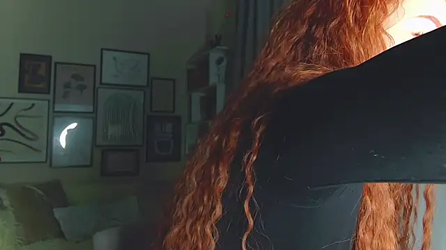 JudyWalkerr online show from 12, 2, 2025