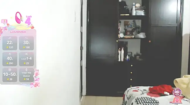 tifany19  online show from 6, 3, 2025