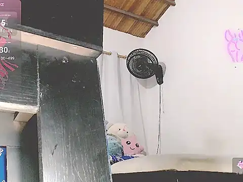 tifany19  online show from 16, 9, 2025