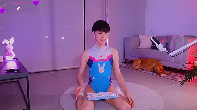 sebbyrose online show from 24, 6, 2026