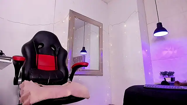 angel hardy dl online show from 4, 11, 2025