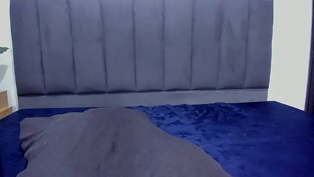 Stefanny Taylor  online show from 17, 12, 2024