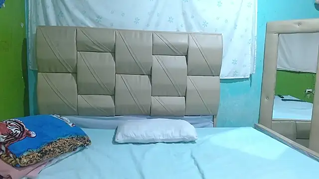 Stefanny Taylor  online show from 26, 9, 2025