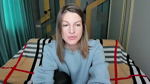 EmilyWalkeri online show from 28, 10, 2025