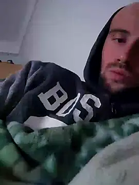 Snapshot of Rejtelmesest chatting on 2, 1, 2025 Rejtelmesest online show from 2, 1, 2025